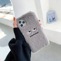 Capinha de celular de pelúcia